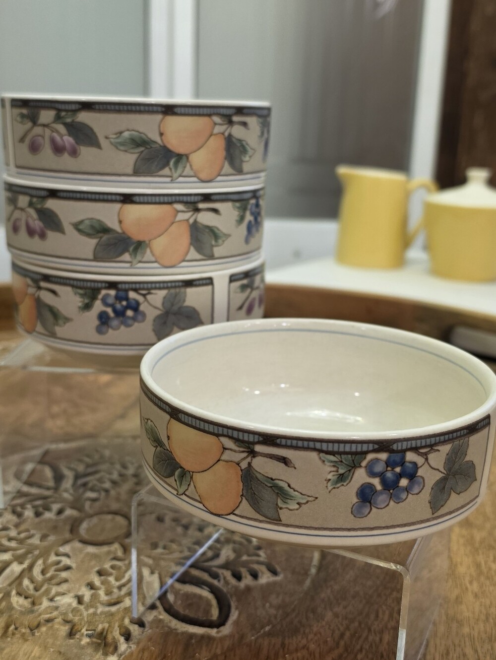 Set of 4 Mikasa Intaglio Garden Harvest 5" Fruit Dessert Bowls CAC29 Vintage
